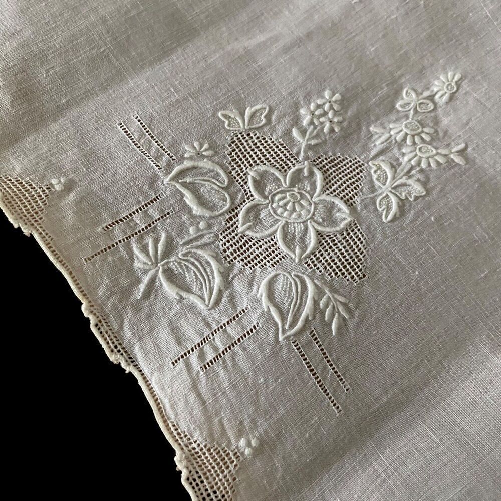 Vintage Guest Hand Towel Drawn Work Floral White on White 19" x 14"